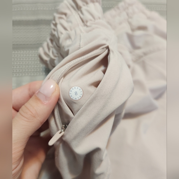 Lululemon Track That Short - Picture 4 of 5